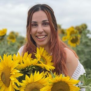 Meet your Posher, Julia